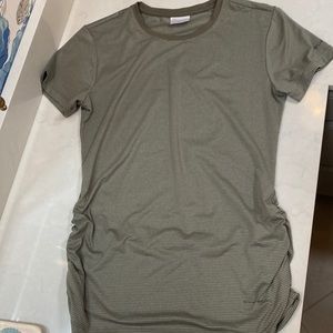 Ladies Columbia Omni Wick Rouched tee S